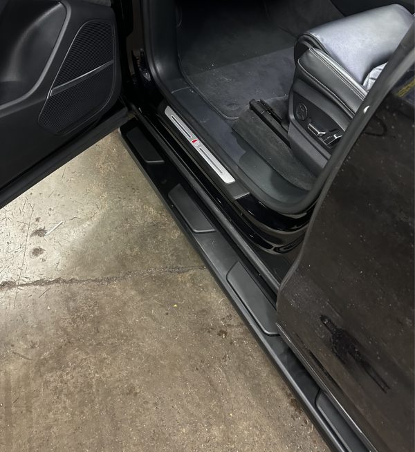 SIDE STEPS RUNNING BOARDS MATTE BLACK FOR AUDI Q8 OEM FIT 2018+ - Image 2